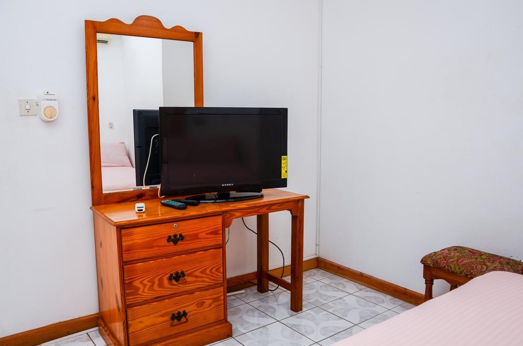 Vanvilla Guest House Negril Quarto foto